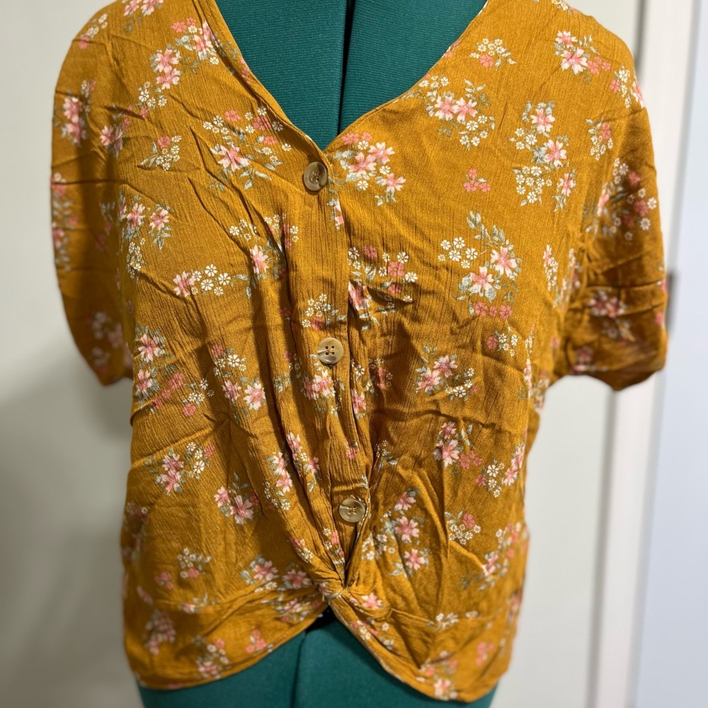 SO Mustard Floral Button-Down Blouse